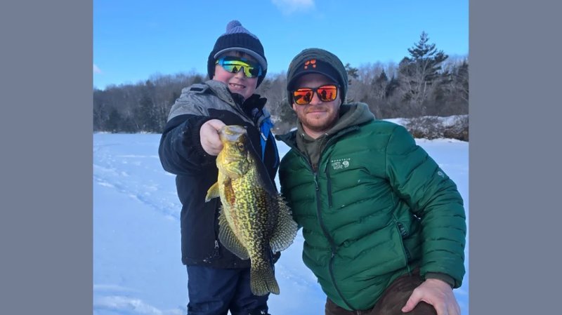 Experience the Thrill of Ice Fishing Live Casino Action in the UK